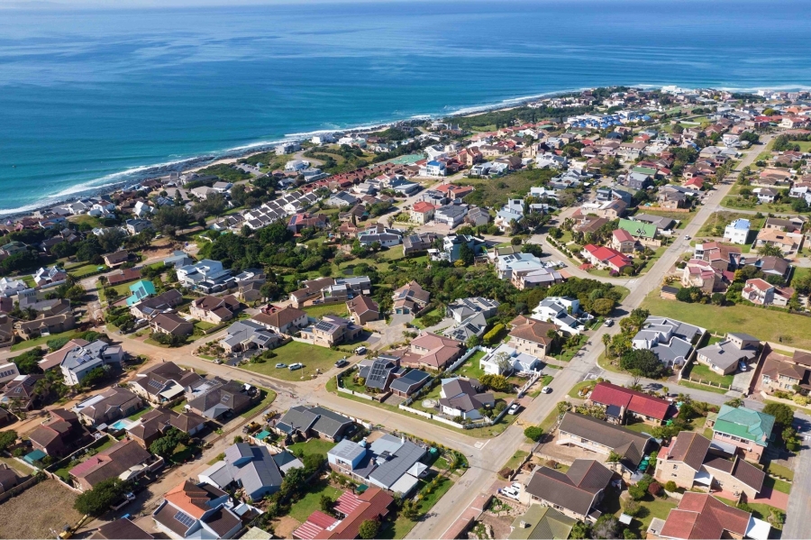 2 Bedroom Property for Sale in Wavecrest Eastern Cape